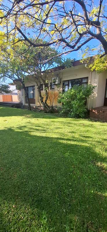 6 Bedroom Property for Sale in Cravenby Western Cape